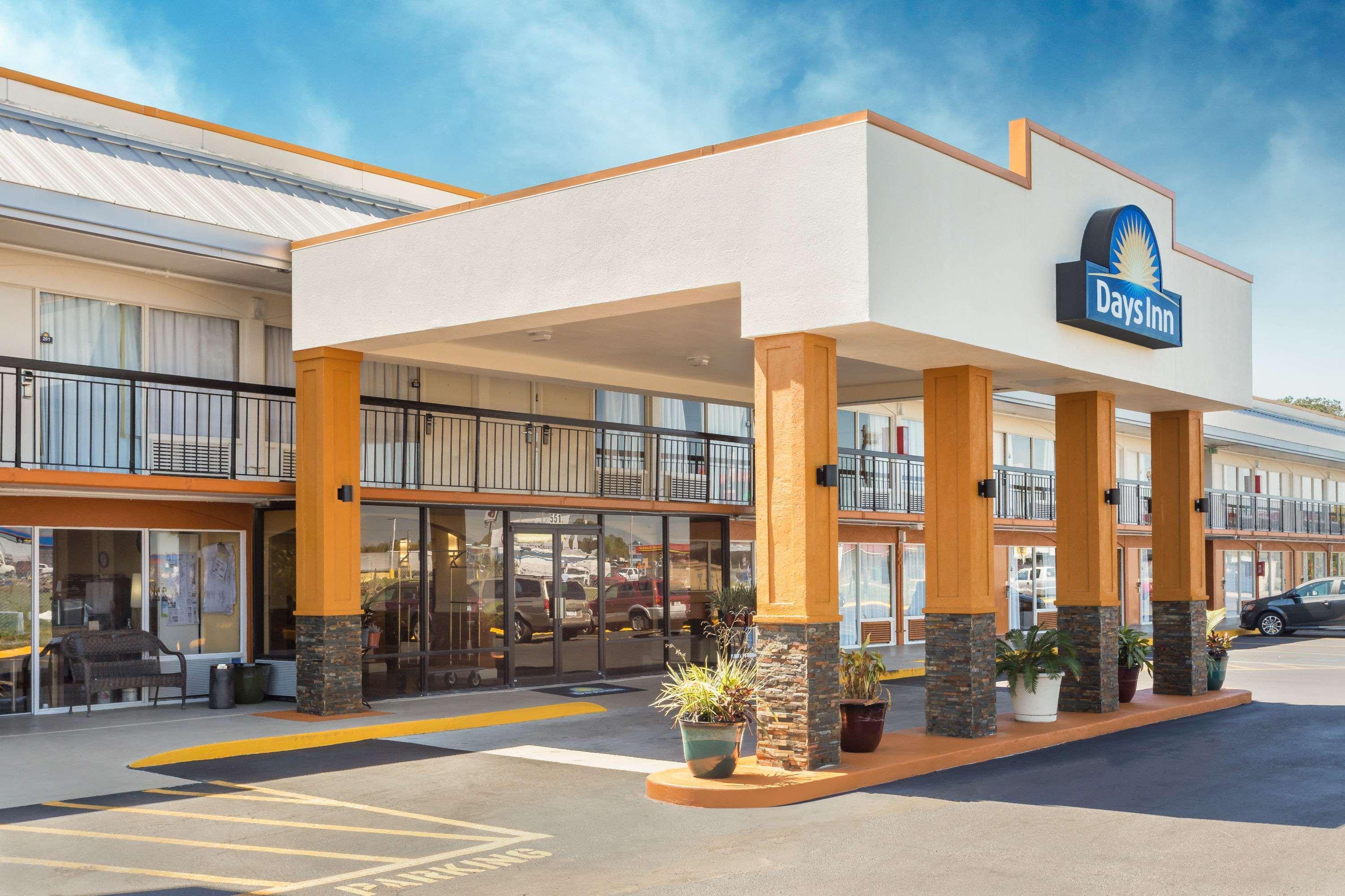 Days Inn By Wyndham Wildwood I-75 מראה חיצוני תמונה