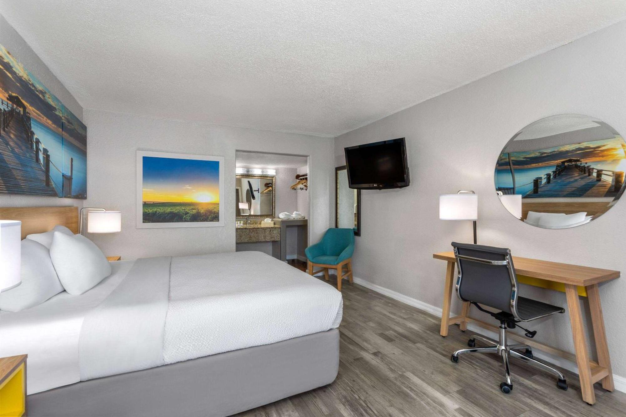 Days Inn By Wyndham Wildwood I-75 מראה חיצוני תמונה